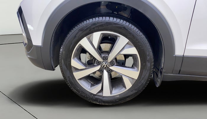 2025 Volkswagen TAIGUN TOPLINE 1.0 TSI AT, Petrol, Automatic, 5,074 km, Left Front Wheel