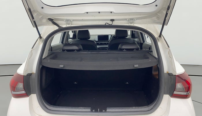 2023 Hyundai NEW I20 ASTA (O) 1.2 MT, Petrol, Manual, 34,232 km, Boot Open Zoomed View