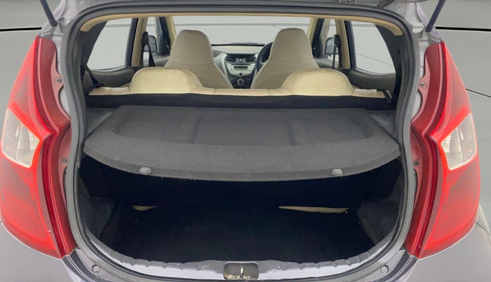 2017 Hyundai Eon MAGNA +, Petrol, Manual, 81,583 km, Boot Open Zoomed View