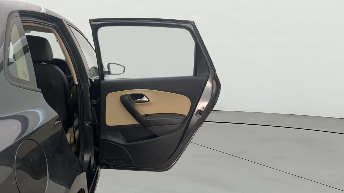 2017 Volkswagen Ameo HIGHLINE PLUS 1.5L AT 16 ALLOY, Diesel, Automatic, 84,772 km, RHS Rear Door