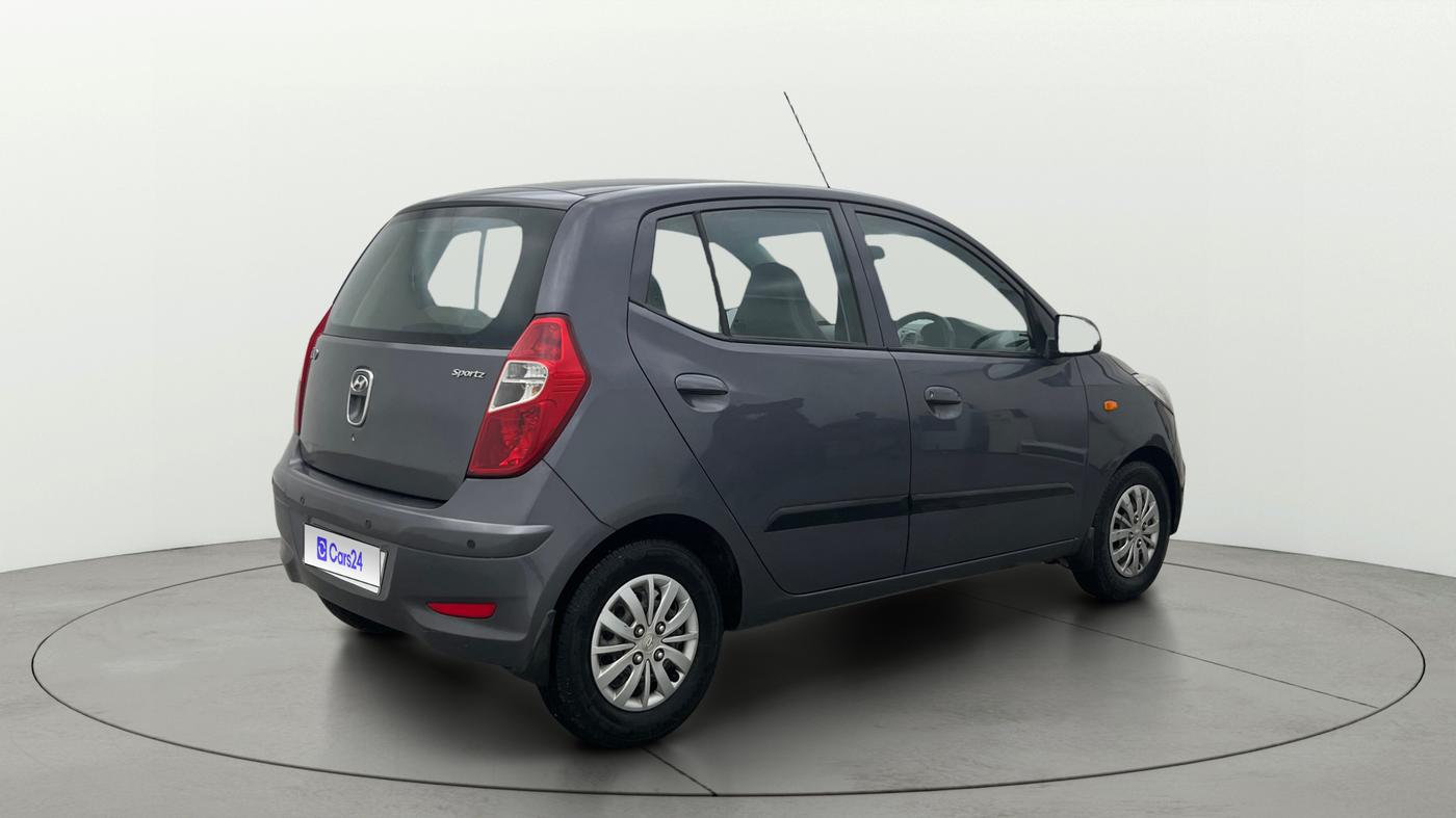 2015 Hyundai i10 SPORTZ 1.1, Petrol, Manual, 61,876 km, Right Back Diagonal