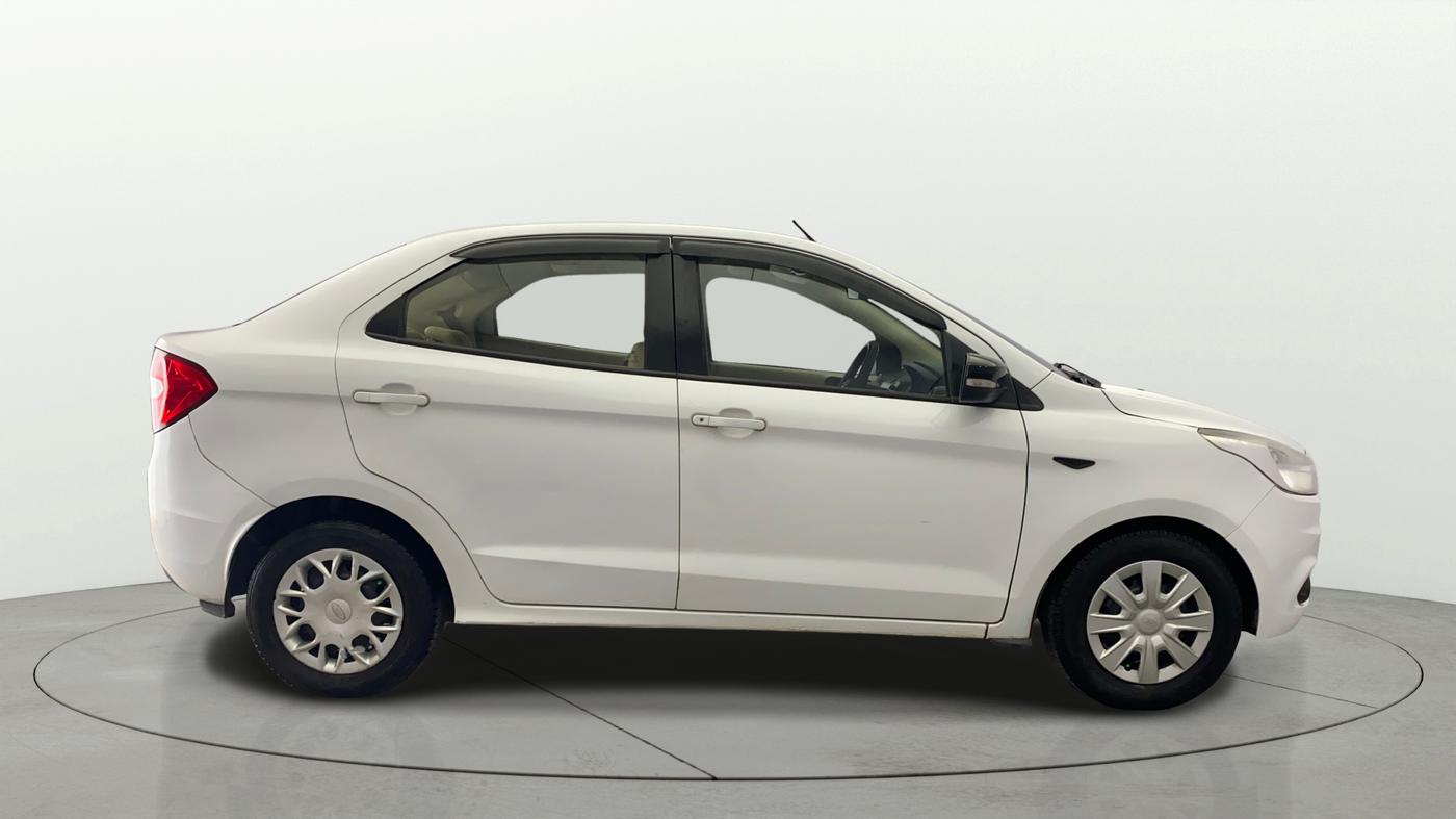 2018 Ford Figo Aspire TREND 1.5 DIESEL, Diesel, Manual, 1,36,673 km, Right Side View