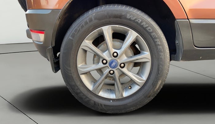 2020 Ford Ecosport TITANIUM 1.5L DIESEL, Diesel, Manual, 1,00,290 km, Right Rear Wheel