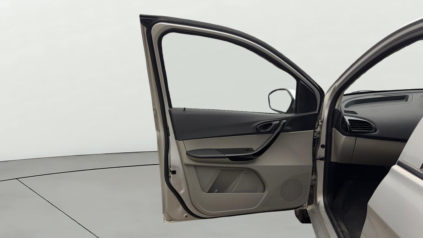 2018 Tata Tiago XTA PETROL, Petrol, Automatic, 58,257 km, LHS Front Door