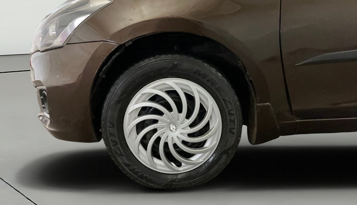 2016 Maruti Ciaz VXI+, Petrol, Manual, 65,720 km, Left Front Wheel