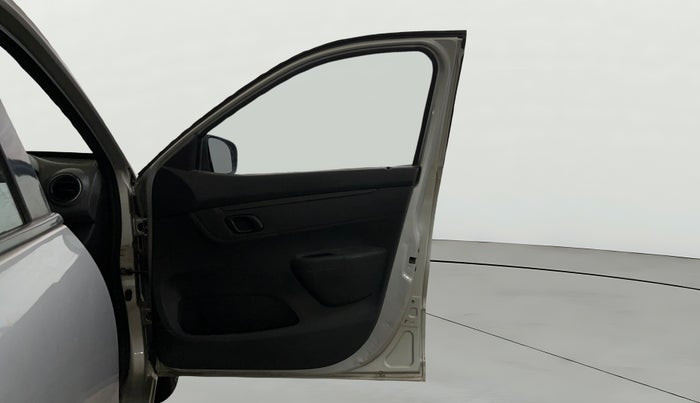 2016 Renault Kwid RXT 0.8, Petrol, Manual, 63,083 km, RHS Front Door