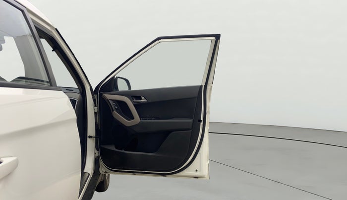 2017 Hyundai Creta SX PLUS 1.6 DIESEL, Diesel, Manual, 72,553 km, RHS Front Door