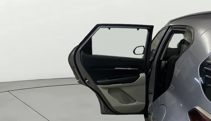 2022 KIA SONET HTX 1.0 IMT, Petrol, Manual, 85,337 km, LHS Rear Door