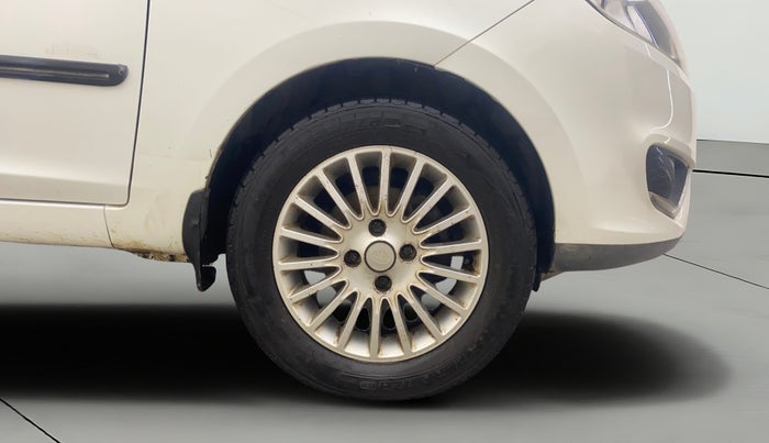 2015 Tata Zest XT PETROL, Petrol, Manual, 68,529 km, Right Front Wheel