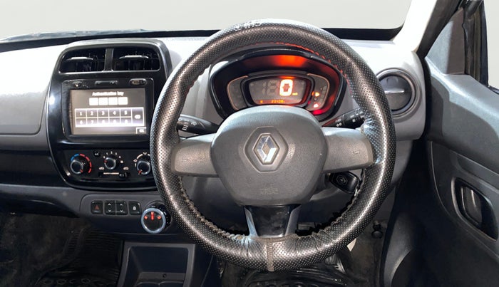 2016 Renault Kwid RXT 1.0 AMT, Petrol, Automatic, 23,438 km, Steering Wheel Close Up