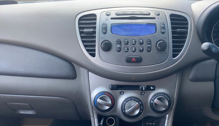 2014 Hyundai i10 SPORTZ 1.1, Petrol, Manual, 68,639 km, Air Conditioner