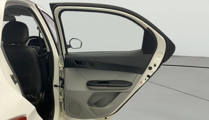 2020 Tata Tiago XZ PETROL, Petrol, Manual, 76,993 km, RHS Rear Door