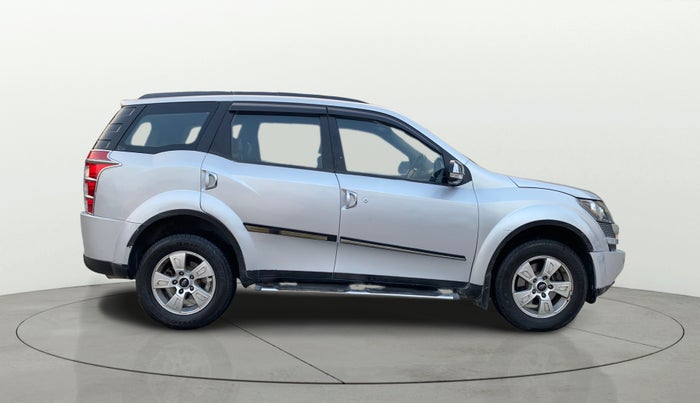 2013 Mahindra XUV500 W8, Diesel, Manual, 85,056 km, Right Side View