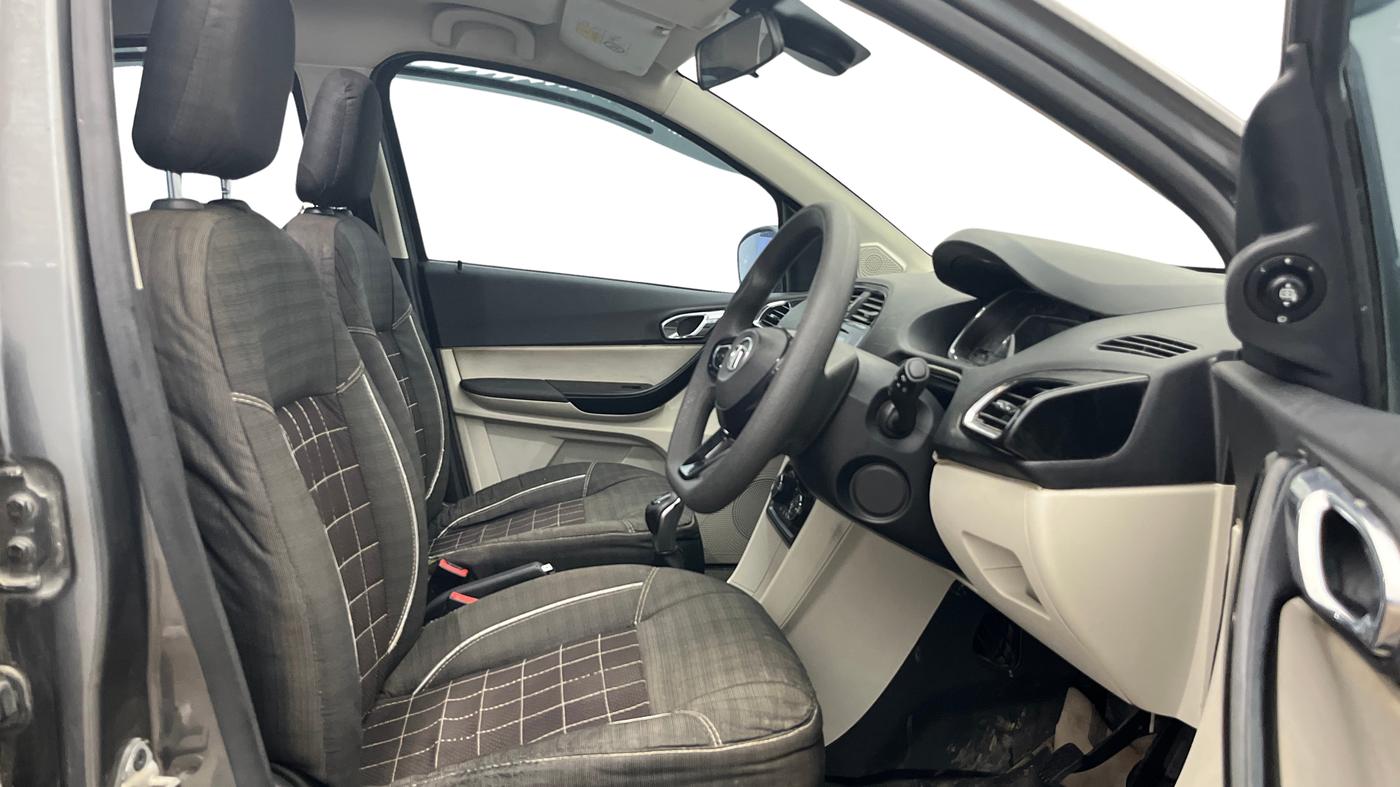 2022 Tata TIGOR XZ PLUS CNG, CNG, Manual, 88,585 km, Right Side Front Door Cabin