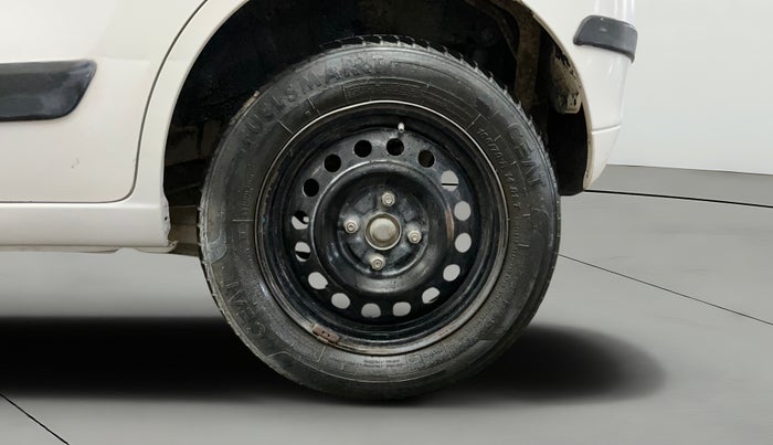 2015 Maruti Wagon R 1.0 VXI, CNG, Manual, 83,196 km, Left Rear Wheel