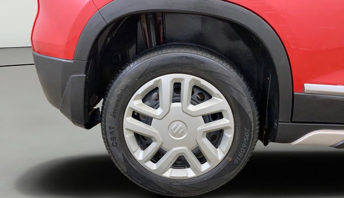 2022 Maruti Vitara Brezza VXI, Petrol, Manual, 30,051 km, Right Rear Wheel