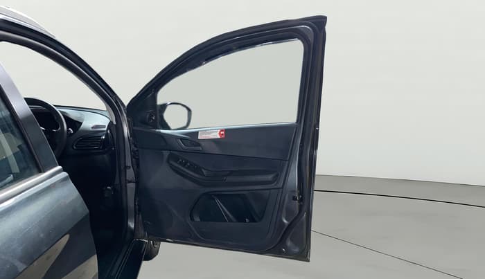 2025 Tata TIAGO NRG XZ AMT, Petrol, Automatic, 4,271 km, RHS Front Door