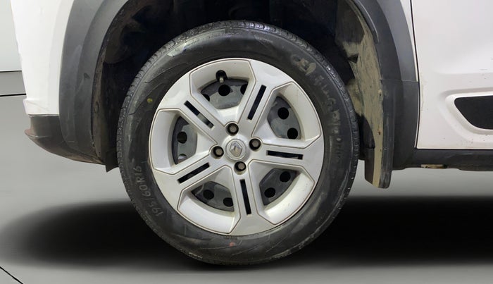 2022 Renault Kiger RXE MT, Petrol, Manual, 16,180 km, Left Front Wheel