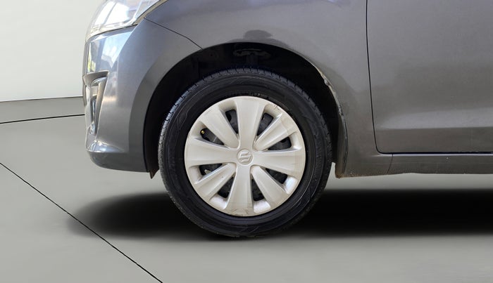2015 Maruti Ertiga VXI CNG, CNG, Manual, 81,031 km, Left Front Wheel