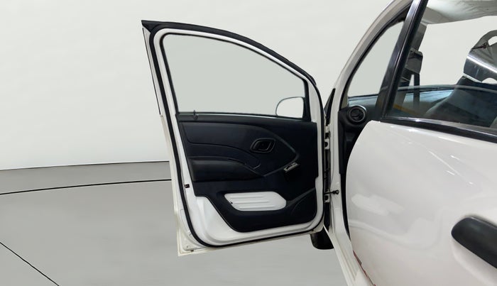 2019 Datsun Go A, Petrol, Manual, 35,801 km, LHS Front Door