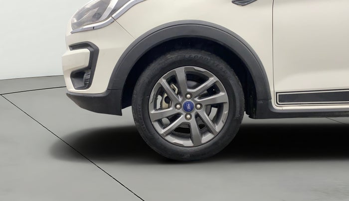 2021 Ford FREESTYLE TITANIUM 1.5 DIESEL, Diesel, Manual, 1,11,529 km, Left Front Wheel