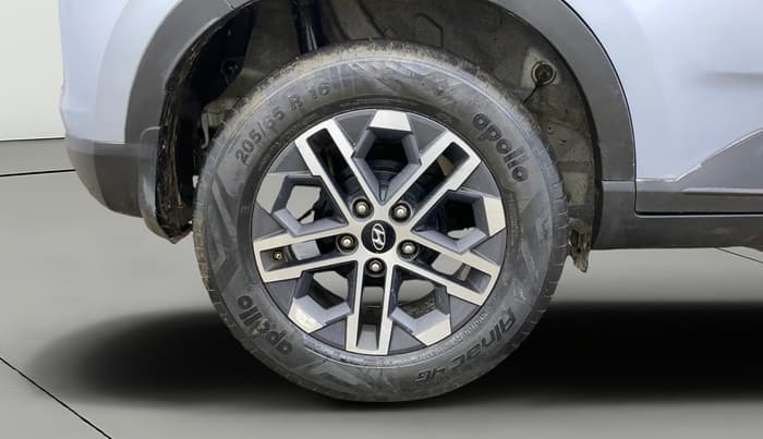 2023 Hyundai VENUE S 1.2, Petrol, Manual, 62,182 km, Right Rear Wheel