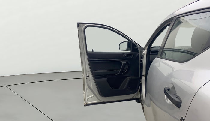 2021 Renault Kiger RXE MT, Petrol, Manual, 31,387 km, LHS Front Door