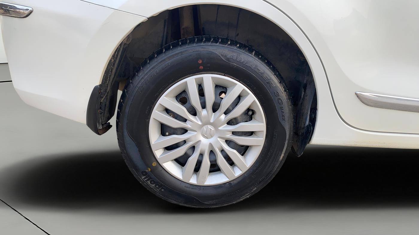 2018 Maruti Dzire VXI, Petrol, Manual, 24,589 km, Right Rear Wheel