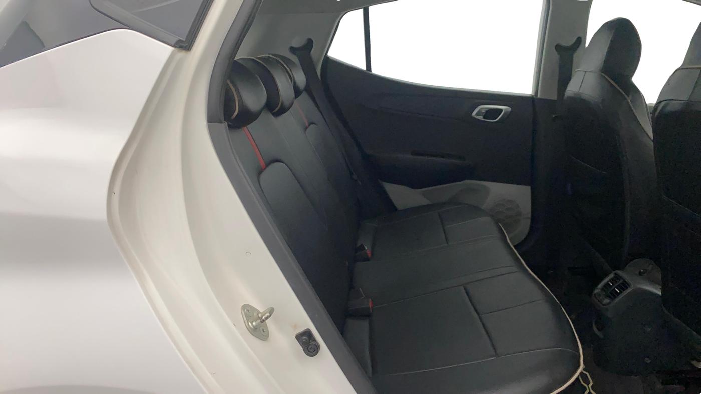 2024 Hyundai GRAND I10 NIOS ASTA 1.2 KAPPA VTVT, Petrol, Manual, 24,272 km, Right Side Rear Door Cabin