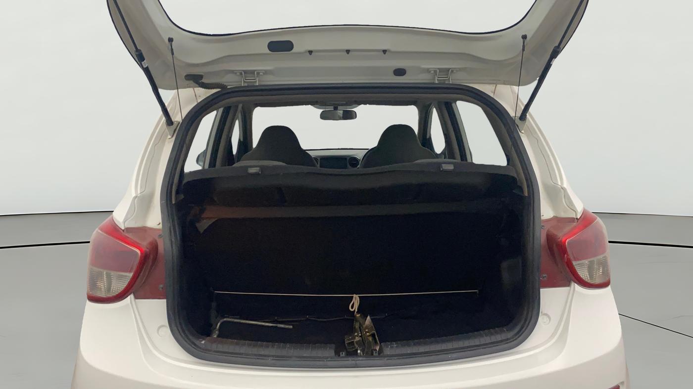 2015 Hyundai Grand i10 MAGNA 1.2 KAPPA VTVT, Petrol, Manual, 1,12,609 km, Boot Open Zoomed View