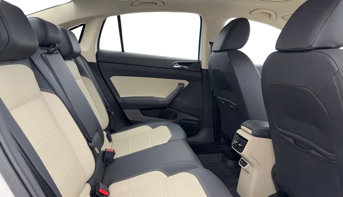 2023 Skoda SLAVIA STYLE 1.5L TSI DSG, Petrol, Automatic, 22,373 km, Right Side Rear Door Cabin