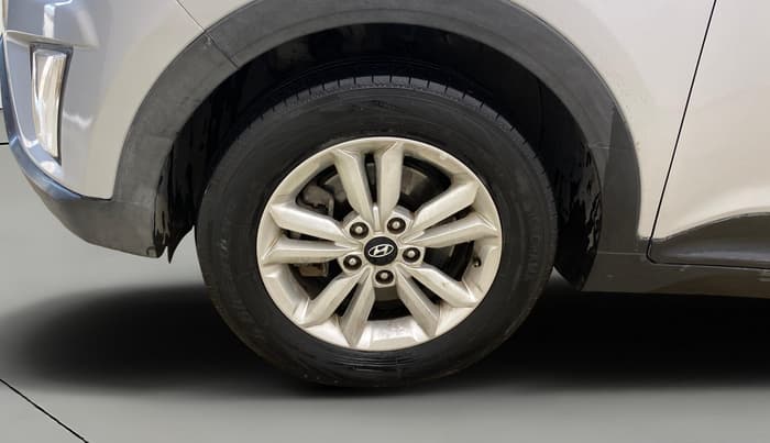 2016 Hyundai Creta SX PLUS 1.6 PETROL, Petrol, Manual, 62,499 km, Left Front Wheel