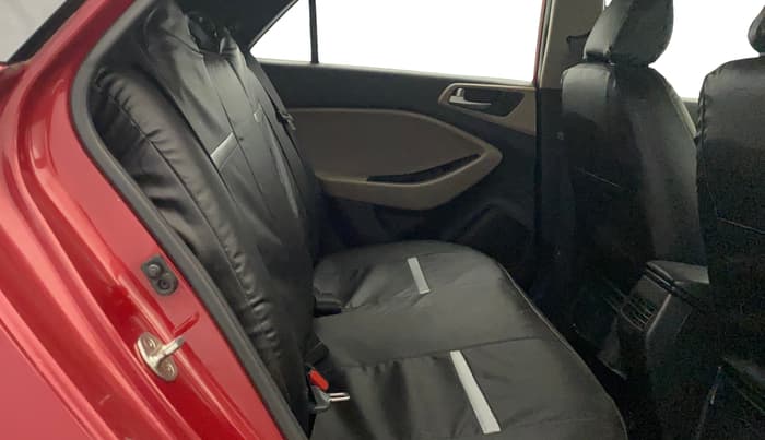 2019 Hyundai Elite i20 SPORTZ PLUS 1.2, Petrol, Manual, 31,783 km, Right Side Rear Door Cabin