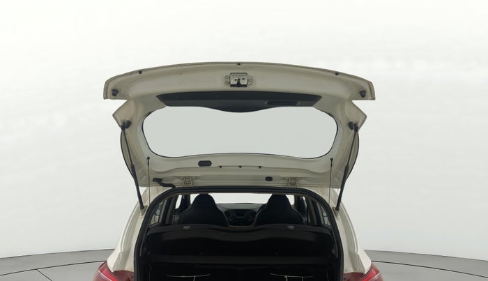 2016 Hyundai Grand i10 SPORTZ 1.2 KAPPA VTVT, Petrol, Manual, 86,476 km, Boot Door Open