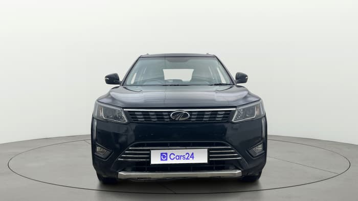 2019 Mahindra XUV300 W8 (O) 1.5 DIESEL, Diesel, Manual, 1,07,161 km, Front