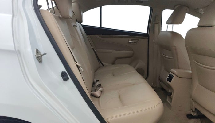 2019 Maruti Ciaz ALPHA  AT 1.5 SHVS PETROL, Petrol, Automatic, 94,150 km, Right Side Rear Door Cabin