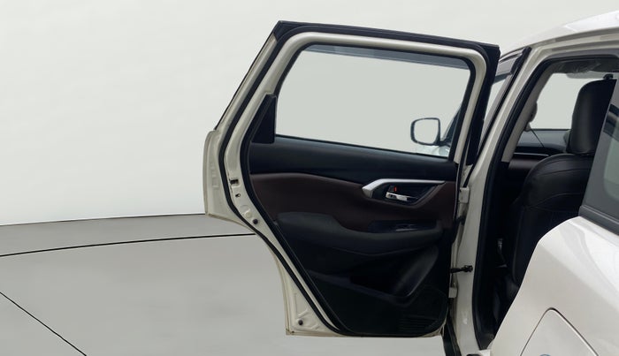 2023 Maruti Grand Vitara SIGMA SMART HYBRID, Petrol, Manual, 31,873 km, LHS Rear Door