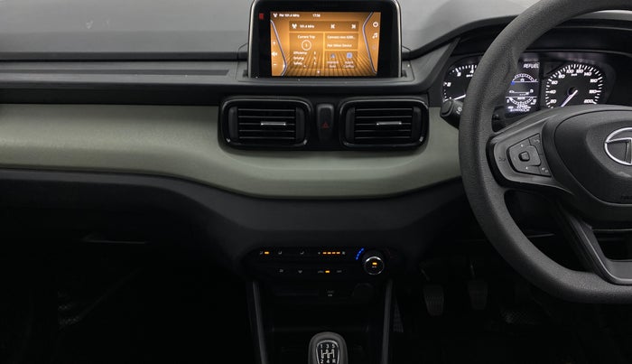 2022 Tata PUNCH ADVENTURE MT, Petrol, Manual, 22,486 km, Air Conditioner