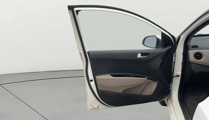 2015 Hyundai Grand i10 SPORTZ 1.2 KAPPA VTVT, Petrol, Manual, 71,943 km, LHS Front Door