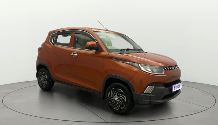 2016 Mahindra Kuv100 K4 5 STR, Petrol, Manual, 46,728 km, Right Front Diagonal