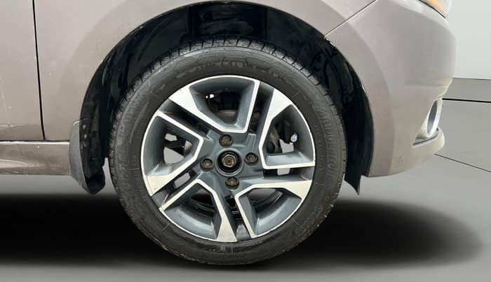 2018 Tata TIGOR XZA PETROL, Petrol, Automatic, 52,982 km, Right Front Wheel