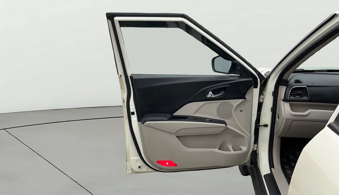 2019 Mahindra XUV300 W8 1.5 DIESEL, Diesel, Manual, 88,401 km, LHS Rear Door