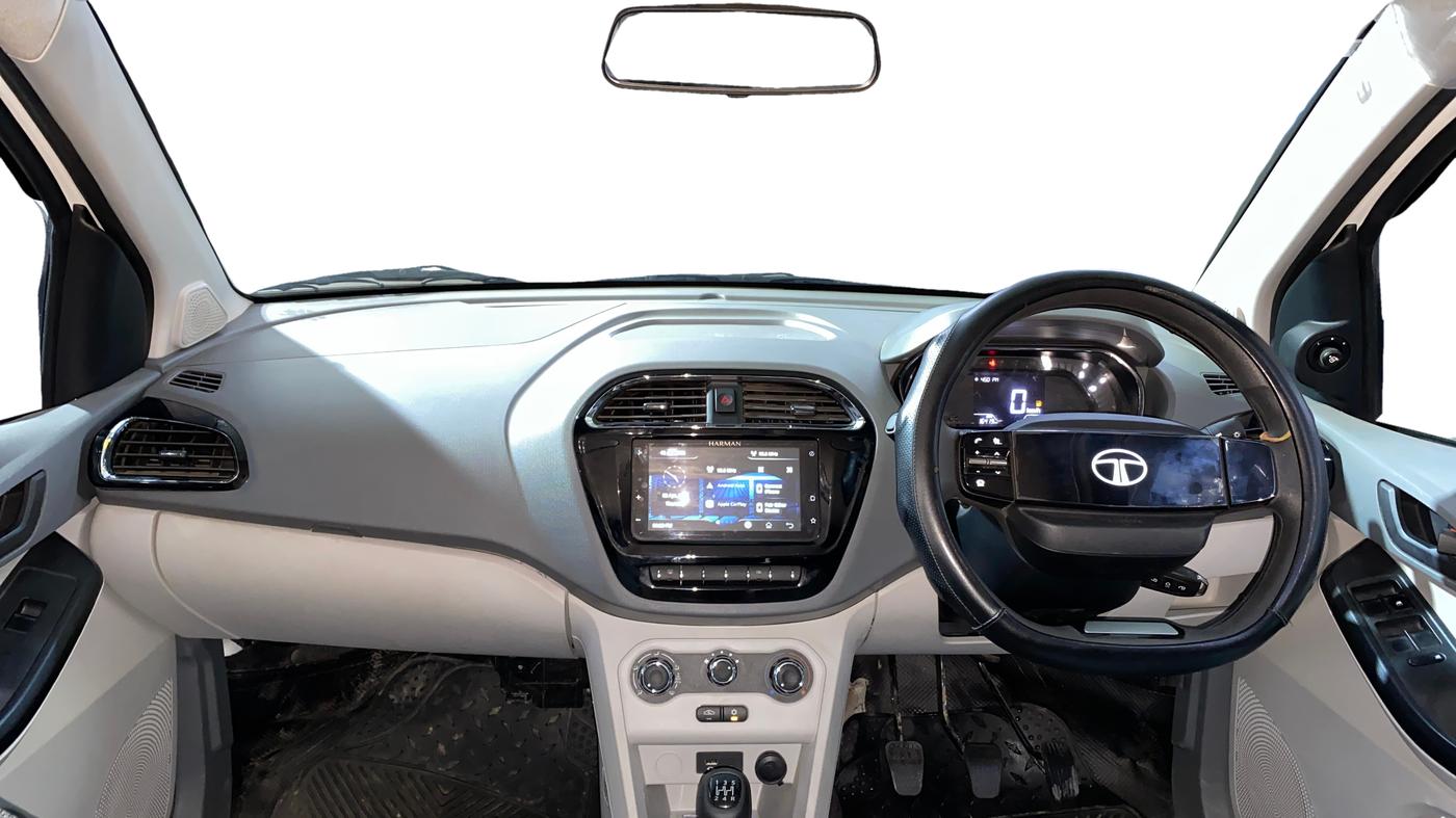2025 Tata Tiago XZ PLUS CNG DUAL TONE, CNG, Manual, 16,412 km, Dashboard