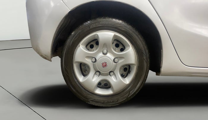 2016 Honda Jazz 1.2L I-VTEC SV, Petrol, Manual, 74,965 km, Right Rear Wheel