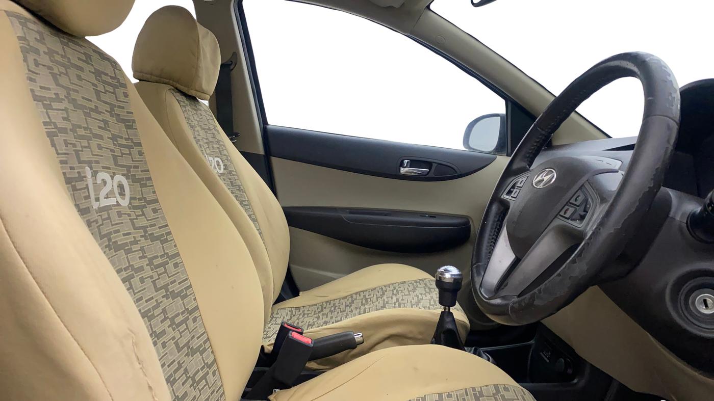 2014 Hyundai i20 SPORTZ 1.2, Petrol, Manual, 70,832 km, Right Side Front Door Cabin