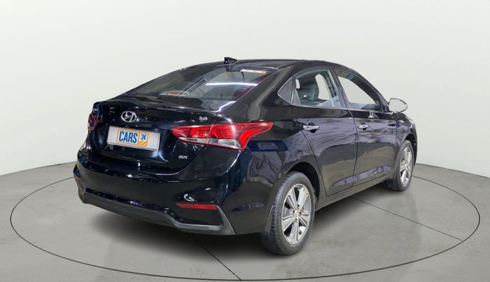 2018 Hyundai Verna 1.6 VTVT SX O, Petrol, Manual, 29,011 km, Right Back Diagonal