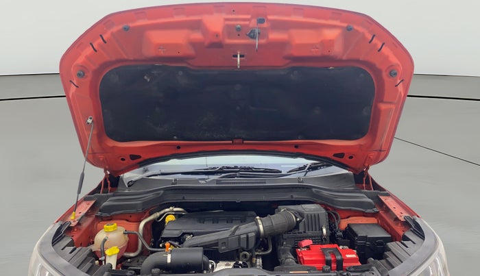 2019 Mahindra XUV300 W8 1.2 PETROL, Petrol, Manual, 58,517 km, Open Bonet