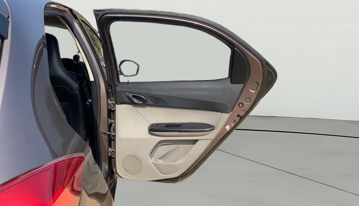 2018 Tata Tiago XT PETROL, Petrol, Manual, 61,258 km, RHS Rear Door