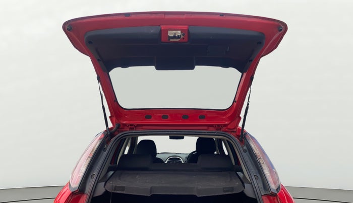 2015 Fiat Punto EVO DYNAMIC 1.2, Petrol, Manual, 1,00,877 km, Boot Door Open