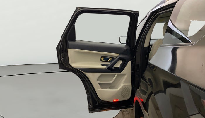 2023 Tata Safari XZA PLUS GOLD, Diesel, Automatic, 39,398 km, LHS Rear Door